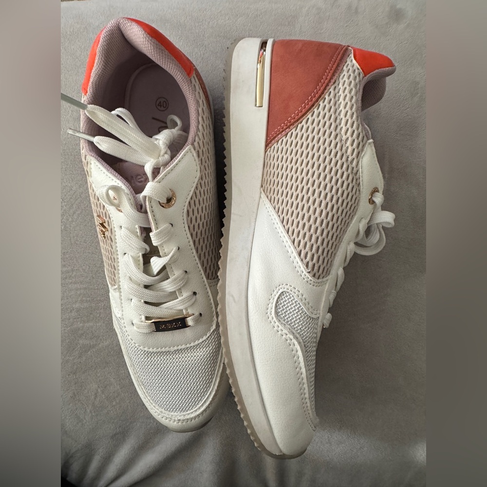 Mexx Athletic Shoes Modern Design